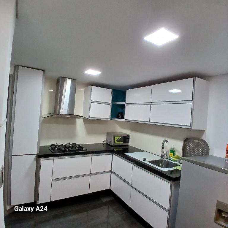 Hotel con parquedero centro de santa rosa - Apartamento - 9