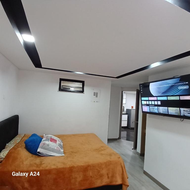 Hotel con parquedero centro de santa rosa - Apartamento - 12