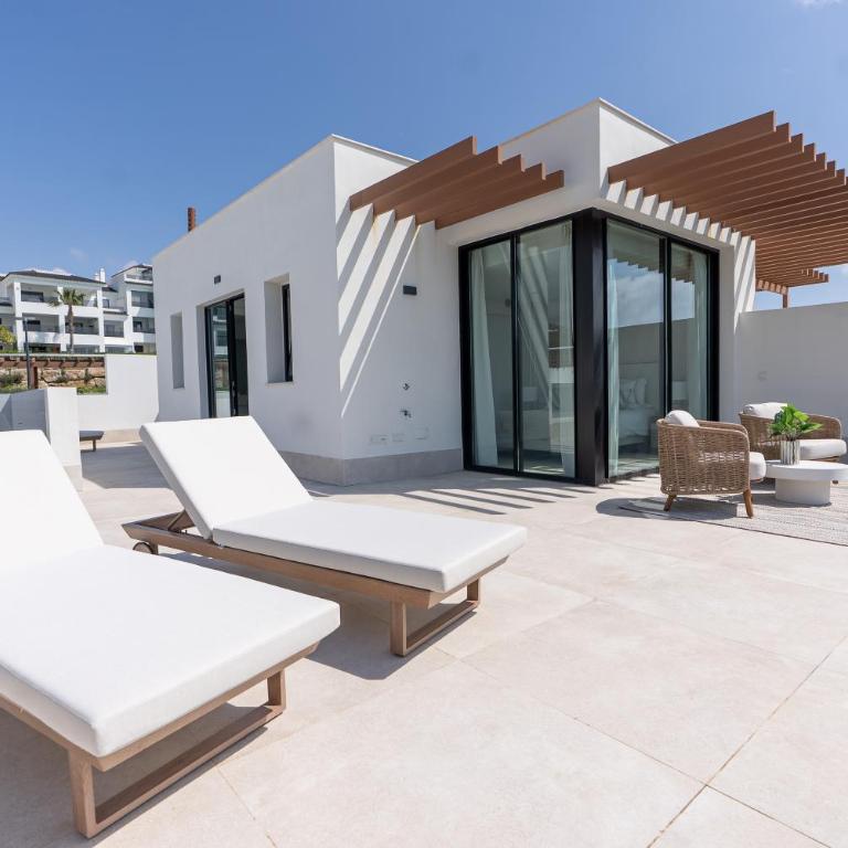 Estepona Holiday Hills - Apartamento de 3 dormitorios con vistas al mar - 2