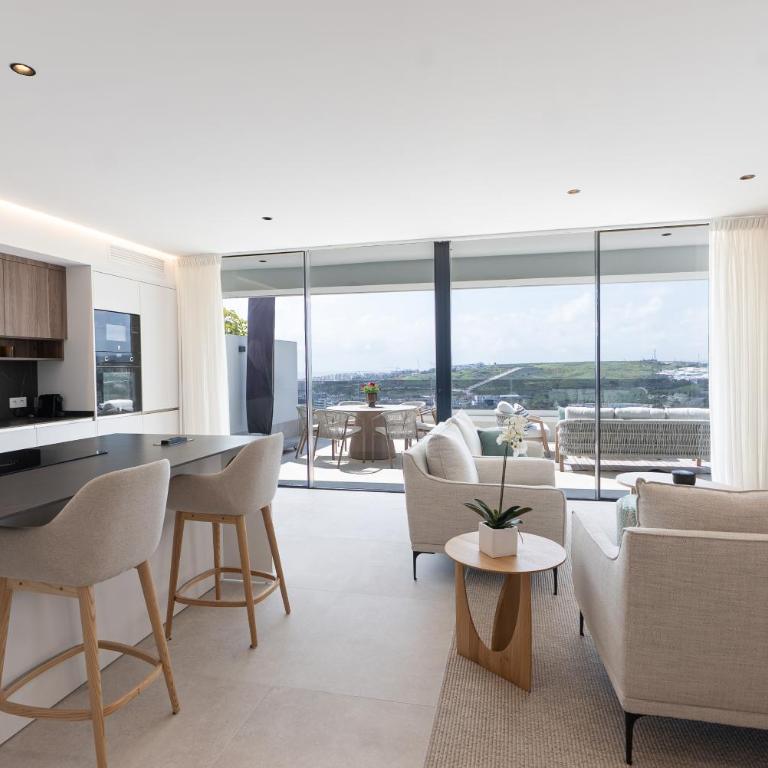 Estepona Holiday Hills - Apartamento de 3 dormitorios con vistas al mar - 23