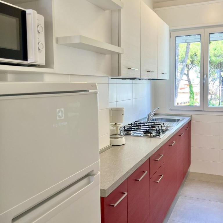 Flat with parking near the beach - Apartment - 3