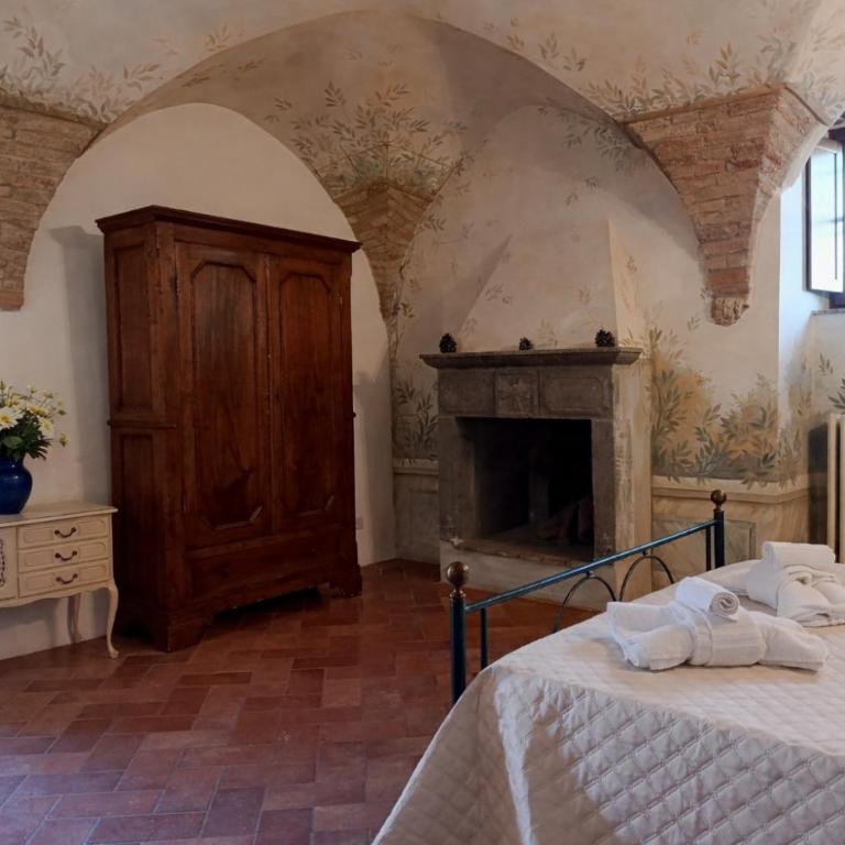 Croce di Bibbiano Apartaments with Pool in front of San Gimignano - Casa con 3 Camere da Letto - 1