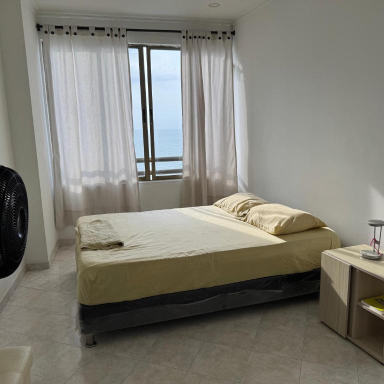 Cartagena oceanfront in the old city! - One-Bedroom Apartment - Oceanfront - 24