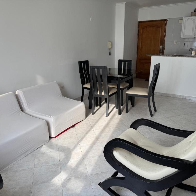 Cartagena oceanfront in the old city! - One-Bedroom Apartment - Oceanfront - 19