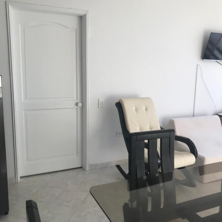 Cartagena oceanfront in the old city! - One-Bedroom Apartment - Oceanfront - 29