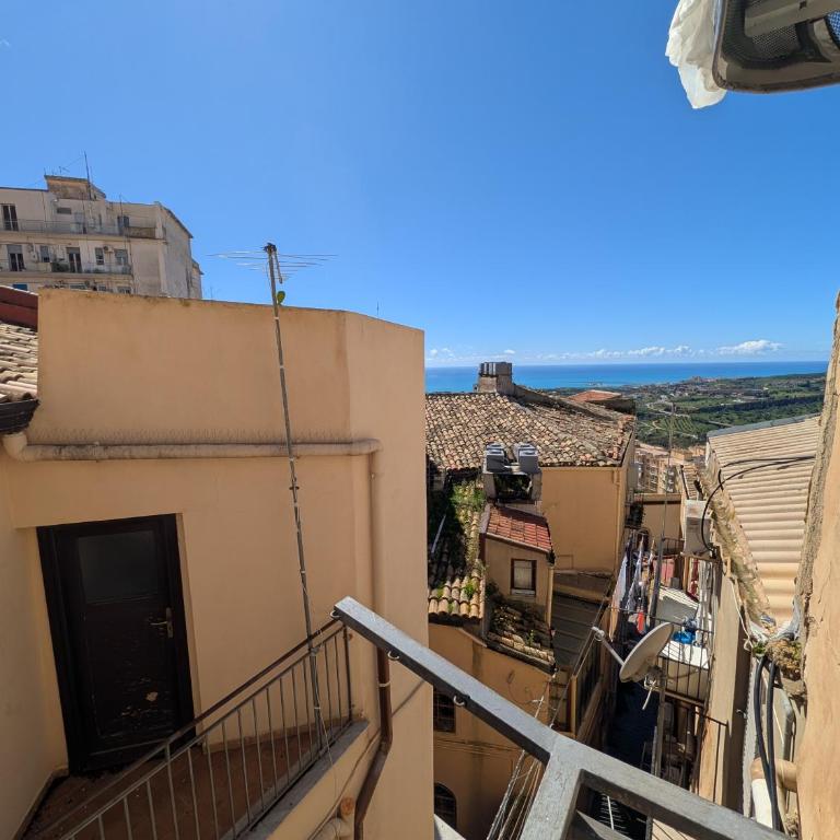 Il balcone sul centro - Appartamento con 1 Camera da Letto - 14