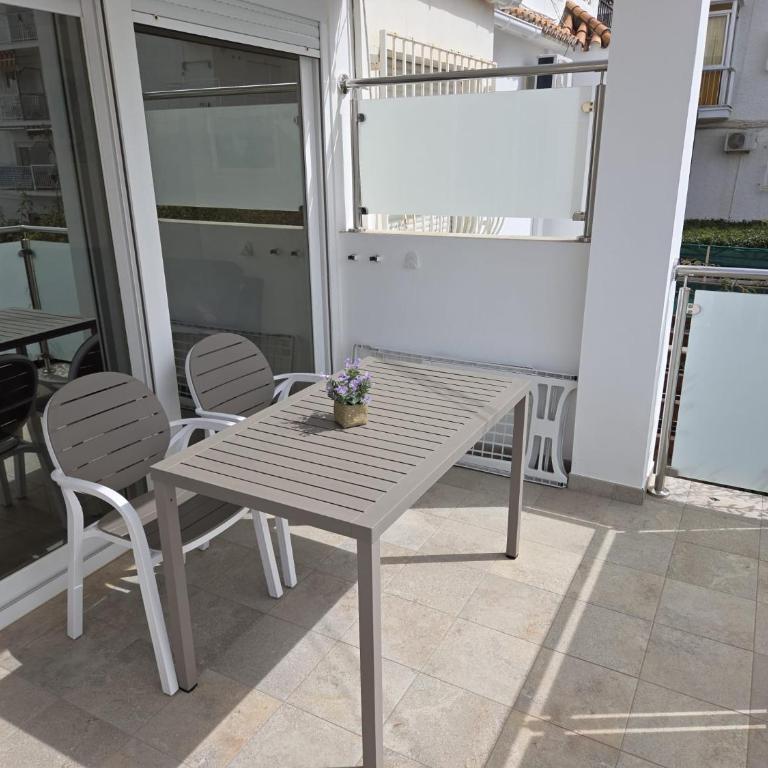 Doctor Ferrán 10 Alto - Apartamento de 1 dormitorio - 2
