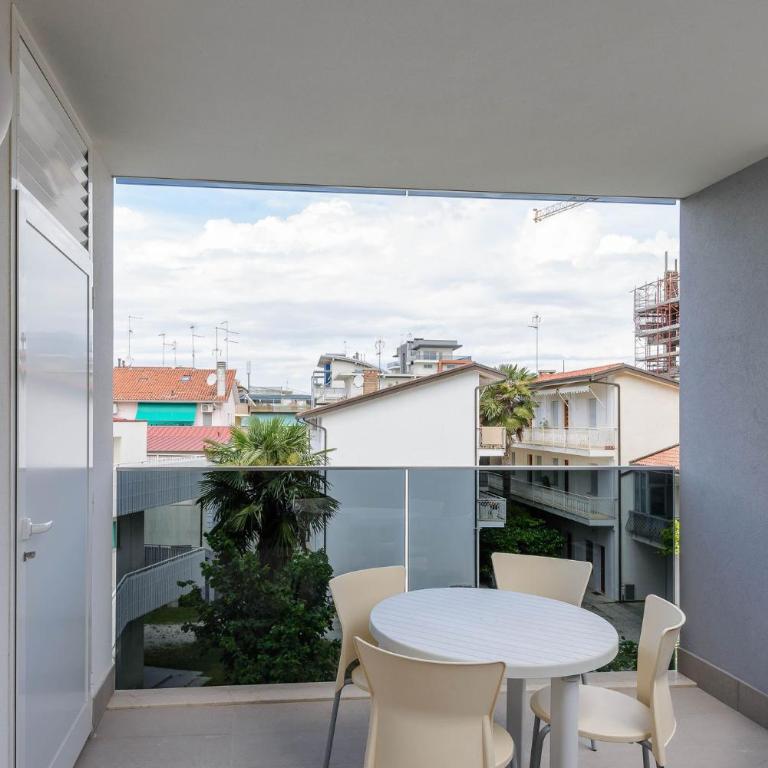 Renovated flat in Lignano center - Apartment - 10