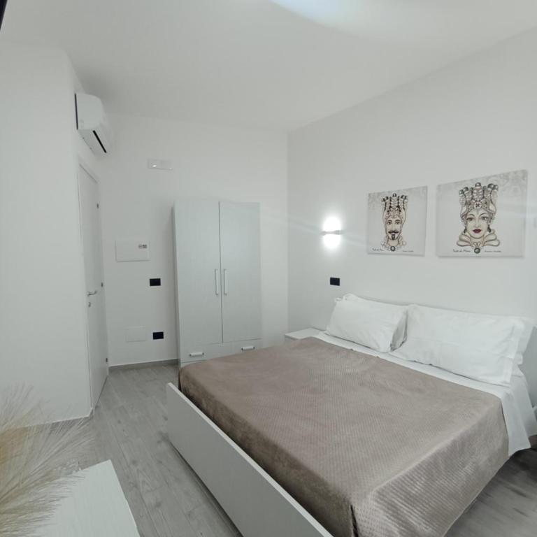 FronteMare - Double Room with Private Bathroom - 11