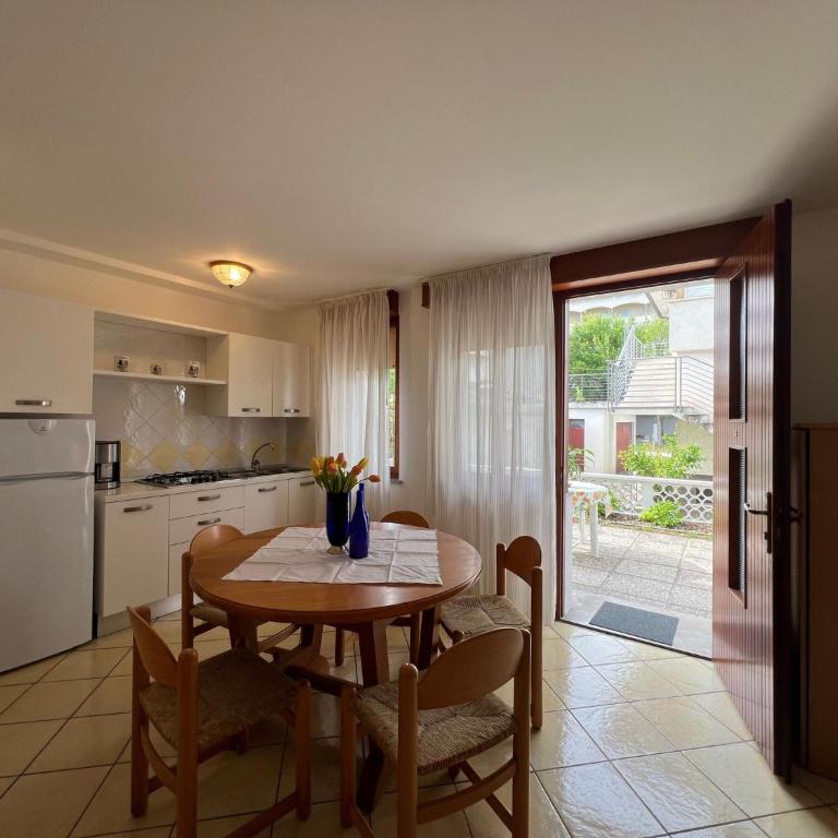Lignano apartment with terrace - Apartment - 10
