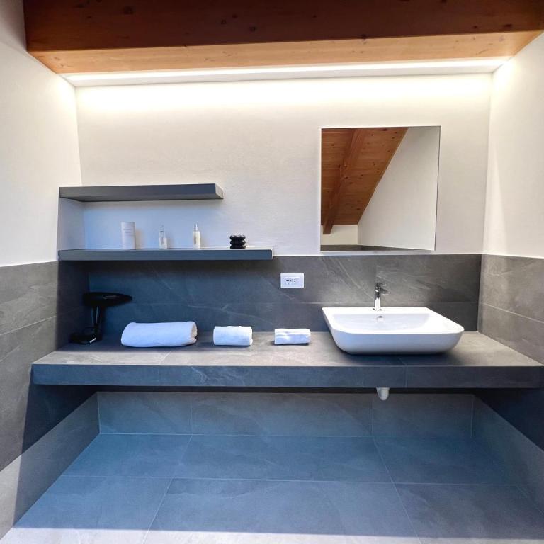 Terraced villa with pool - Villa - 48