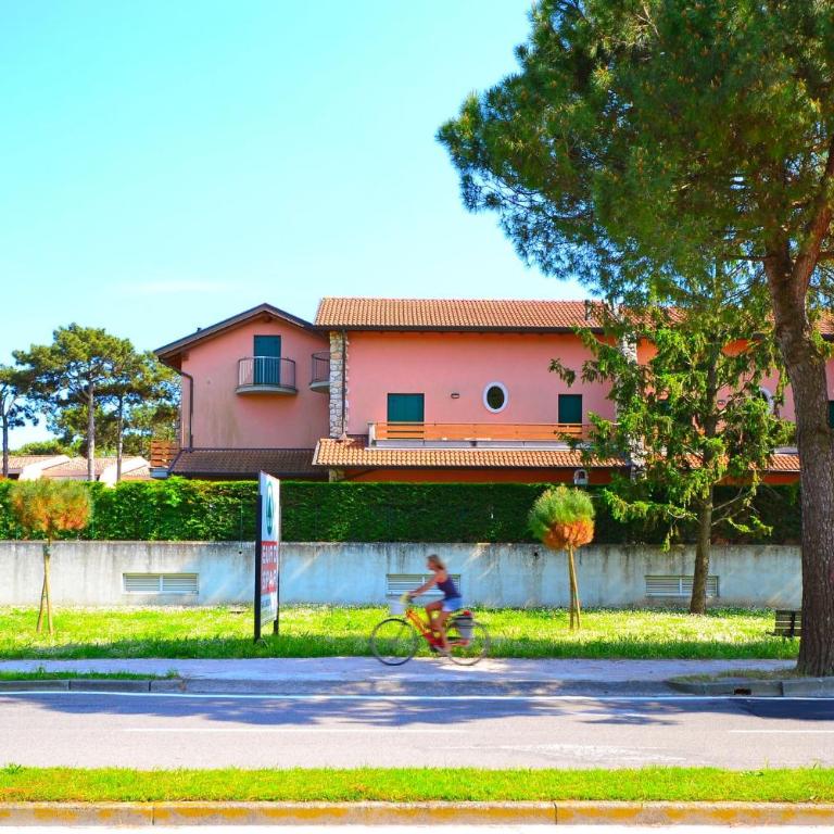 Terraced villa with pool - Villa - 63