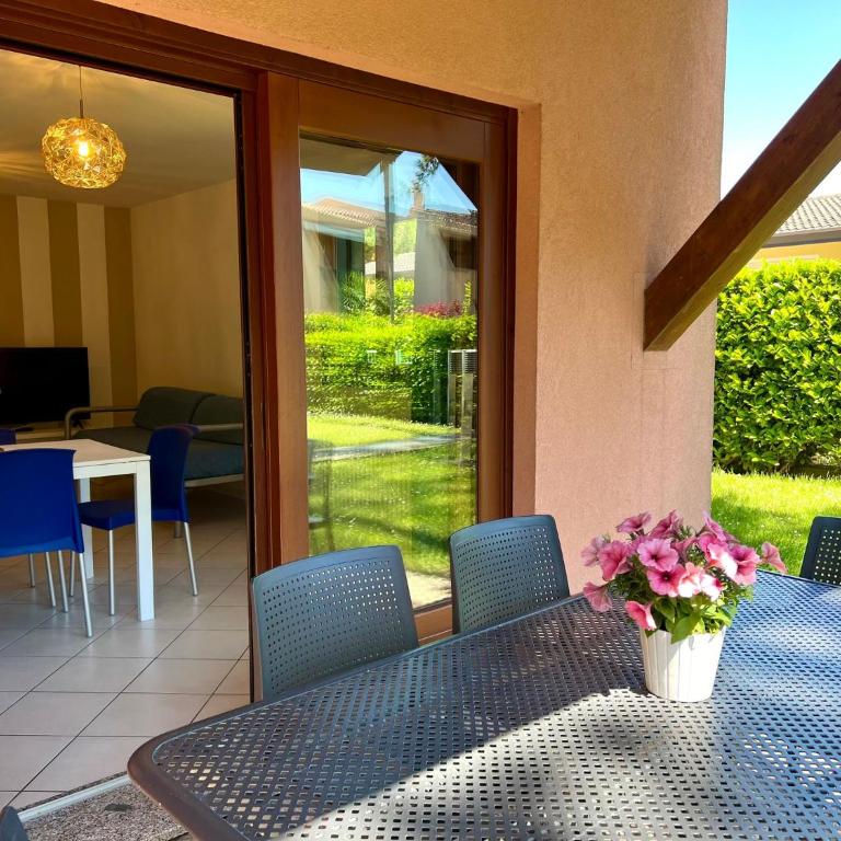 Comfy villa with pool - Villa - 1
