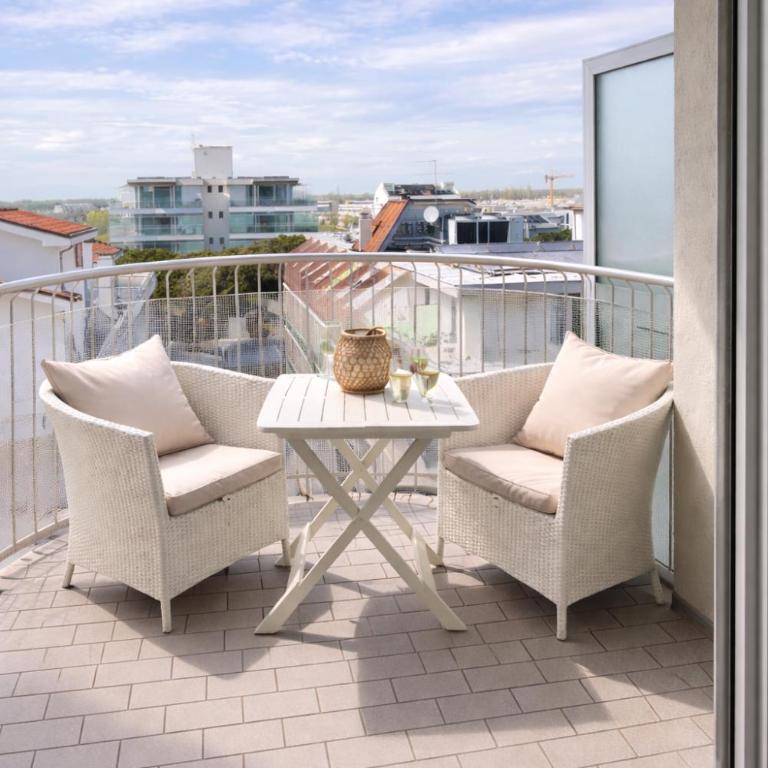 SEA PALACE - Ampio Appartamento - Spiaggia Privata - Condominio Fronte Mare - Appartamento con 2 Camere da Letto e Vista Acqua - 3