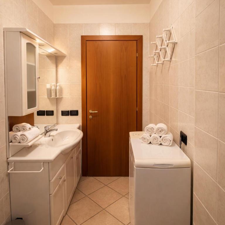 SEA PALACE - Ampio Appartamento - Spiaggia Privata - Condominio Fronte Mare - Appartamento con 2 Camere da Letto e Vista Acqua - 11