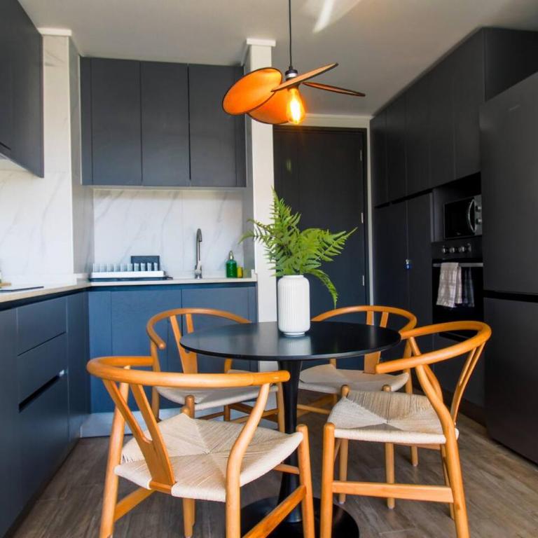 Bright and cozy Nordic, Wi-Fi, gym, downtown - Apartment - 7