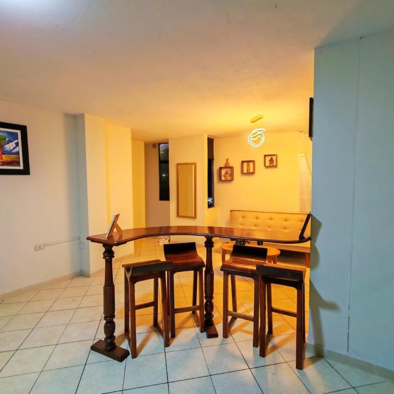 Adel 3 Ovalo Larco, cerca de todo - Apartamento de 1 dormitorio - 2