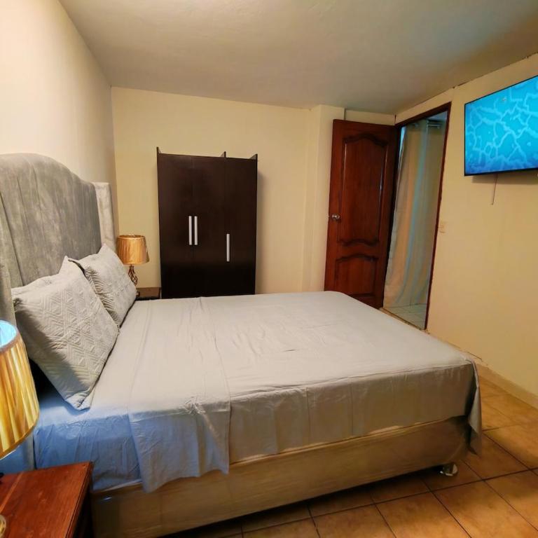 Adel 3 Ovalo Larco, cerca de todo - Apartamento de 1 dormitorio - 9
