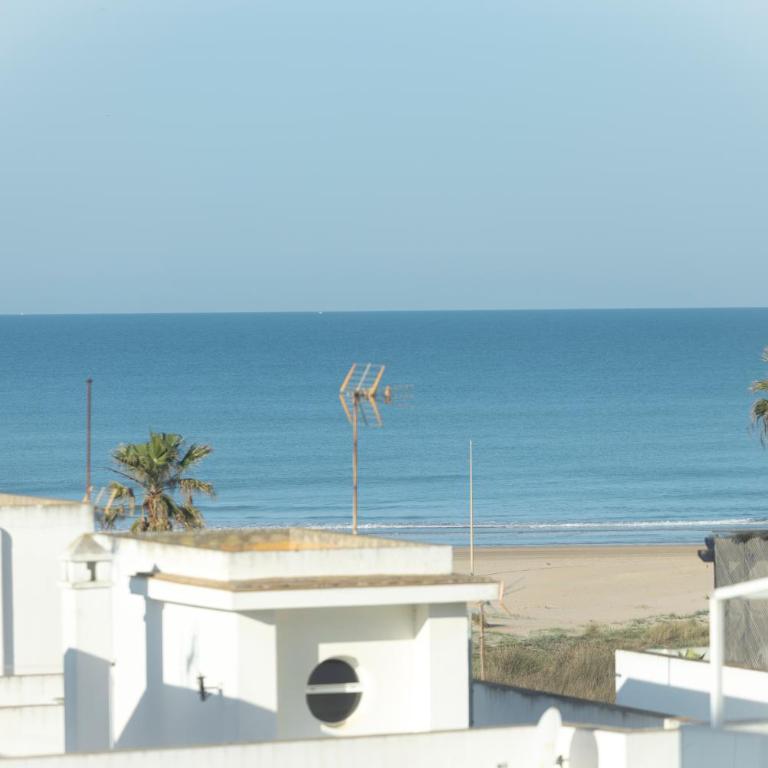 Alojamiento Erytheia Lux, a 5 minutos andando de la playa y en pleno casco histórico - Apartamento de 3 dormitorios - 2