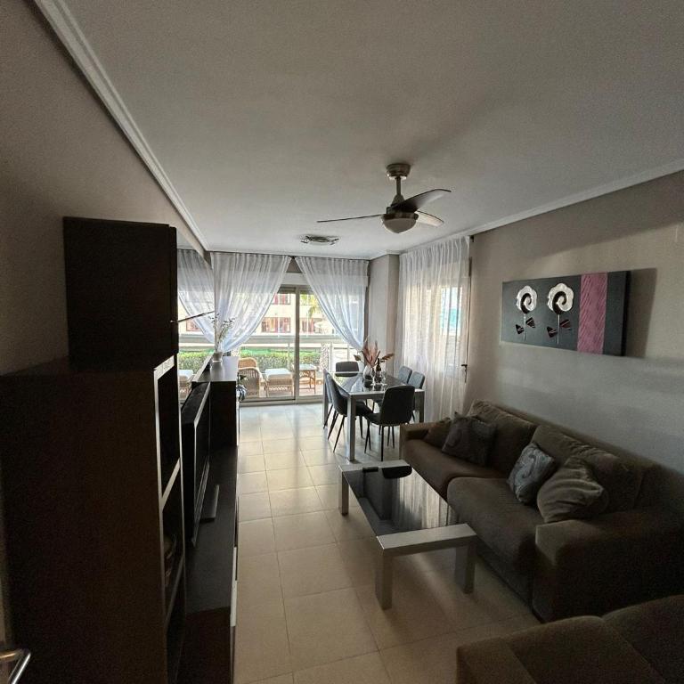Magnifica ubicación ,amplio ,luminoso, a 50 m de la playa - Apartamento de 2 dormitorios con terraza y vistas al mar - 44