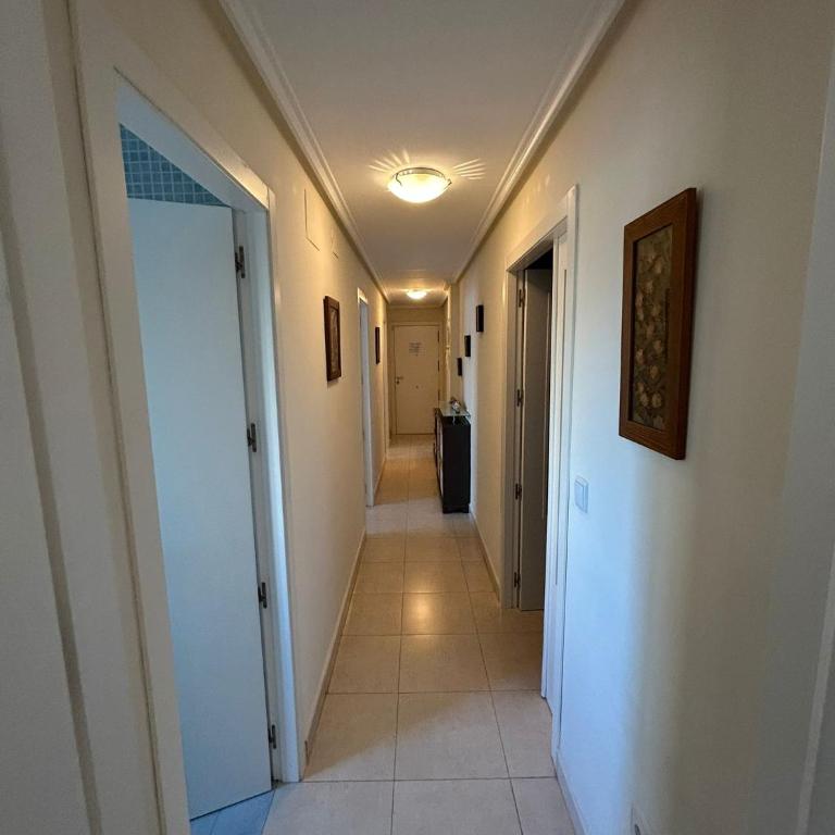 Magnifica ubicación ,amplio ,luminoso, a 50 m de la playa - Apartamento de 2 dormitorios con terraza y vistas al mar - 46