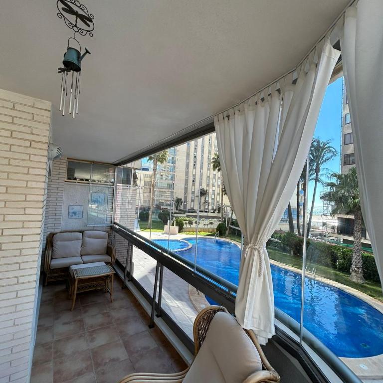 Magnifica ubicación ,amplio ,luminoso, a 50 m de la playa - Apartamento de 2 dormitorios con terraza y vistas al mar - 49