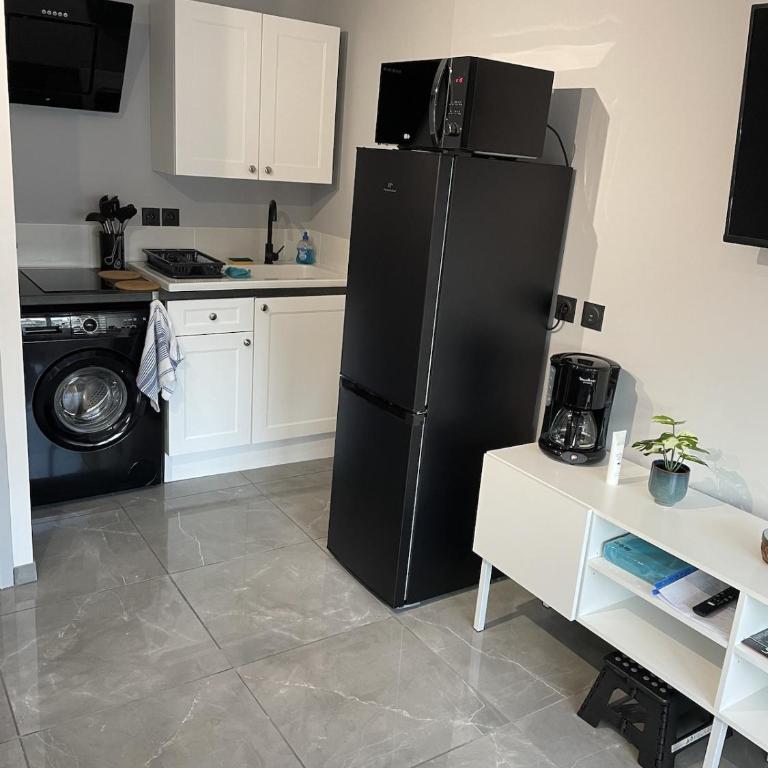 Studio moderne climatisé à 10 mn de la mer - Estudio - 1