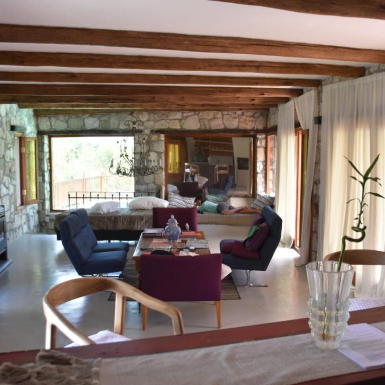 Los Menhires - Casa serrana de alquiler temporario - Apartamento de 1 dormitorio con vistas al río - 9