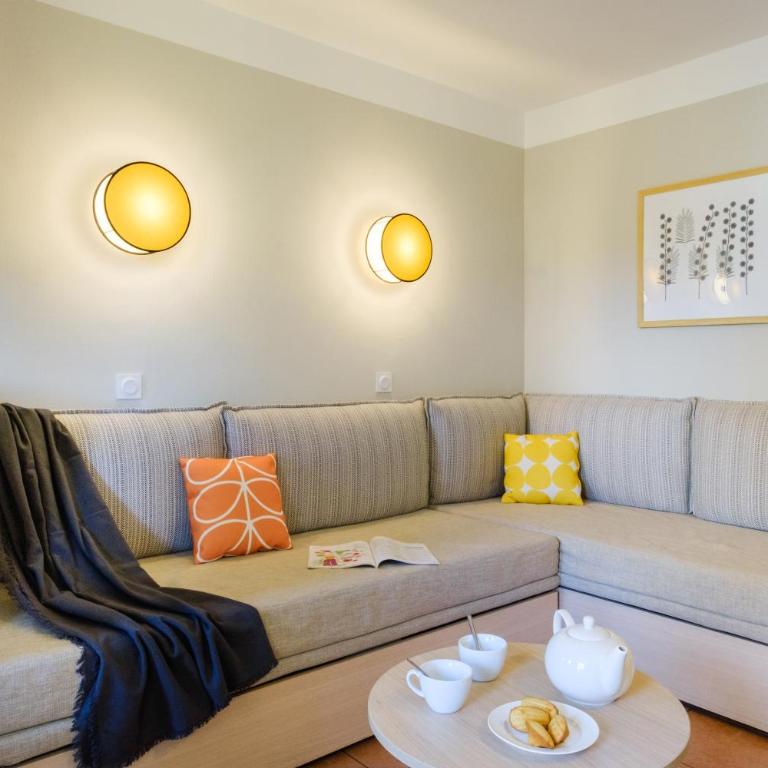 Résidence Pierre & Vacances Les Rives de Cannes Mandelieu - Appartement 2 Chambres avec Terrasse ou Balcon (6 Personnes) - 5