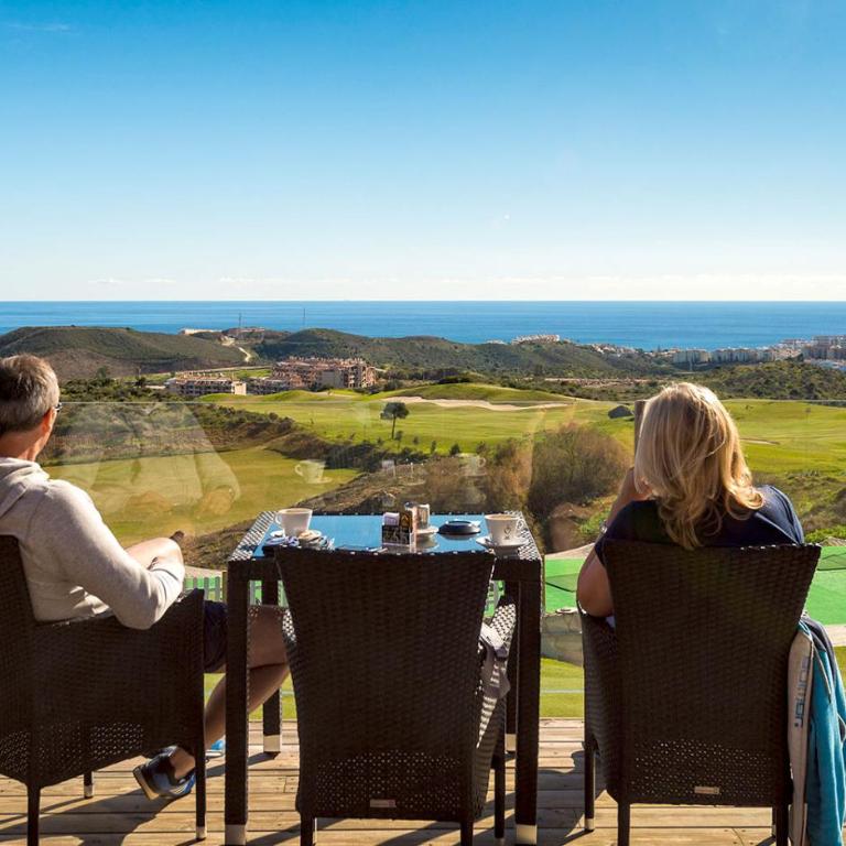 Chill in the Outdoor Lounge Bohemian-Chic Hideaway - Apartamento de 2 dormitorios con terraza y vistas al mar - 38