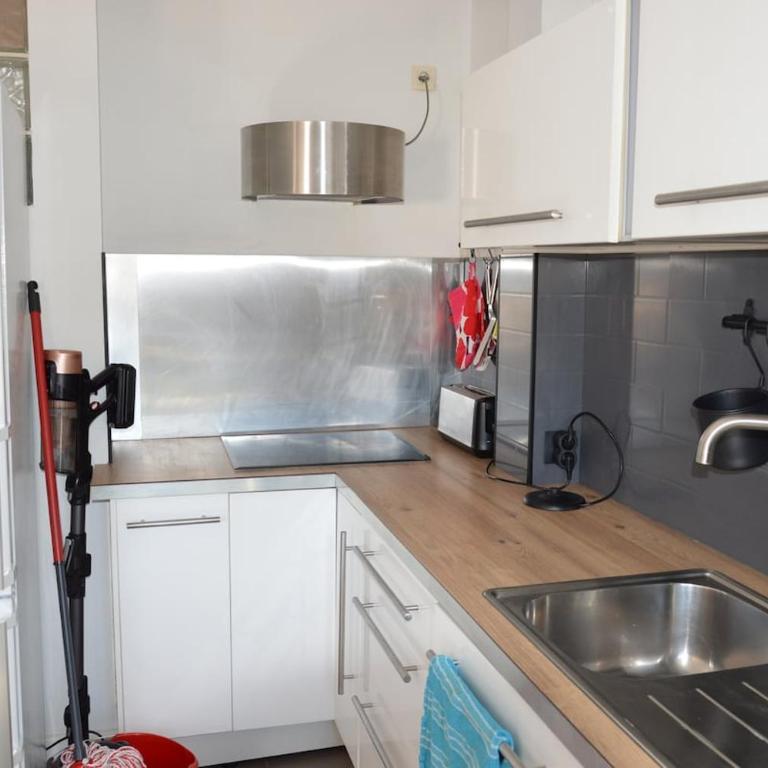 Chez Andrea lumineux T2 clim la Ciotat centre proche plage port à pieds - Apartamento de 2 dormitorios - 8