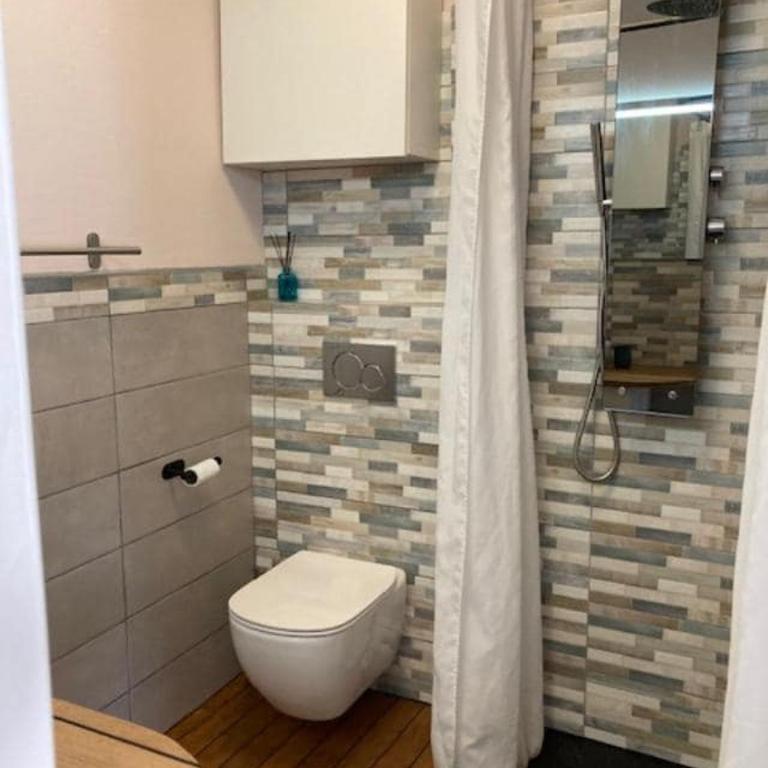 Chez Andrea lumineux T2 clim la Ciotat centre proche plage port à pieds - Apartamento de 2 dormitorios - 13