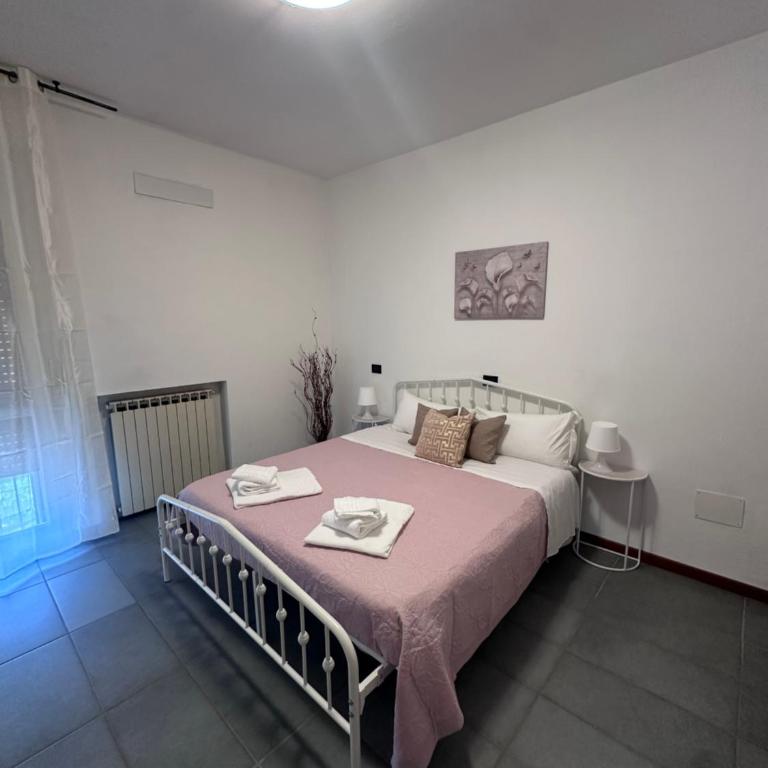 Dolce Casa - Camera Matrimoniale con Bagno in Comune - 1