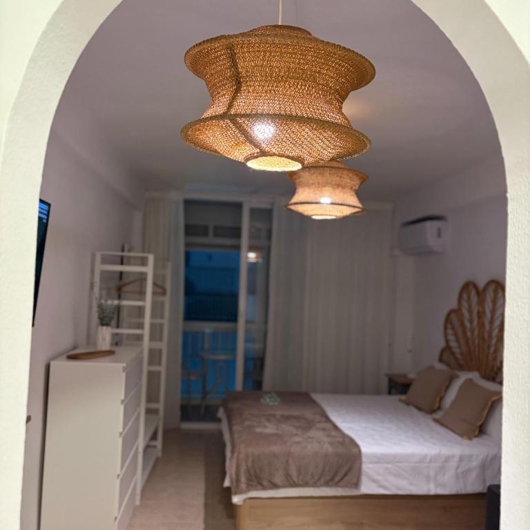 Sunlight Apartment - Apartamento soleado con balcón y piscina en el centro de Nerja - One-Bedroom Apartment - 21