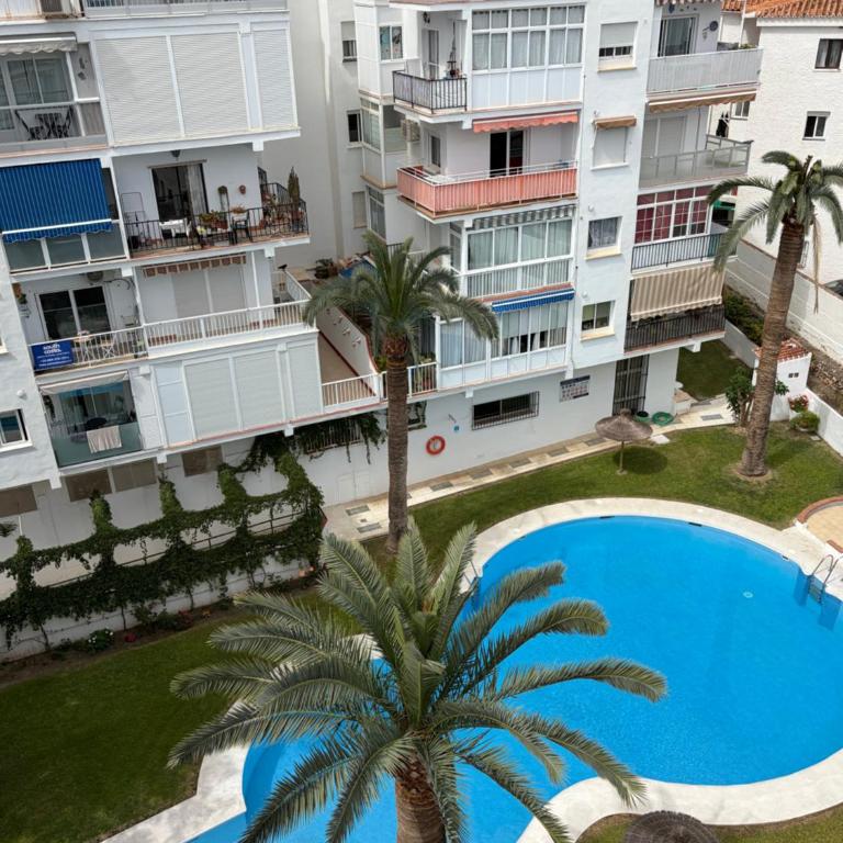 Sunlight Apartment - Apartamento soleado con balcón y piscina en el centro de Nerja - One-Bedroom Apartment - 24