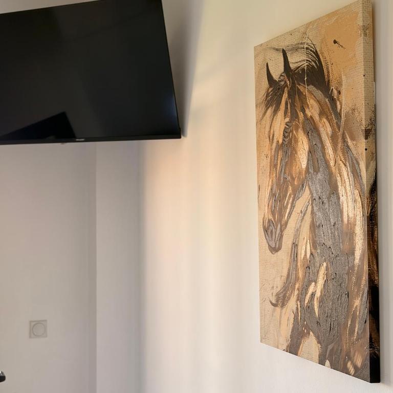Antonios Apartments - Deluxe Room - 10