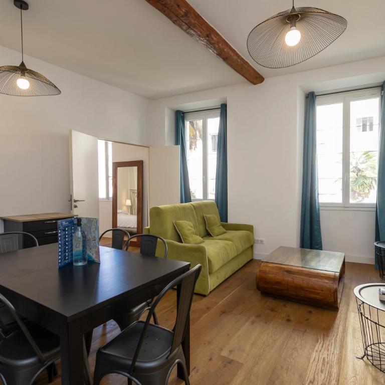 Appartements Rue Bonaparte, quartier Citadelle place Foch - Appartement 2 Chambres - Vue sur Ville - 19