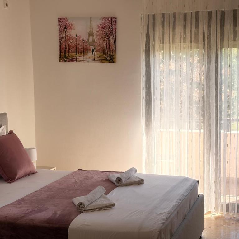 Antonios Apartments - Triple Room with Terrace - 6