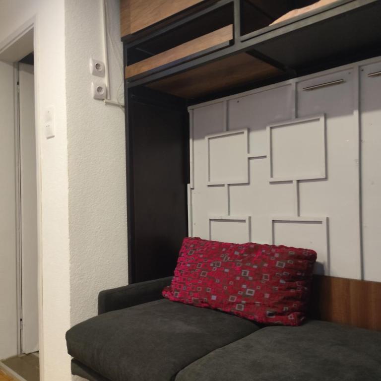 DeFakto - Apartment with Balcony - 3