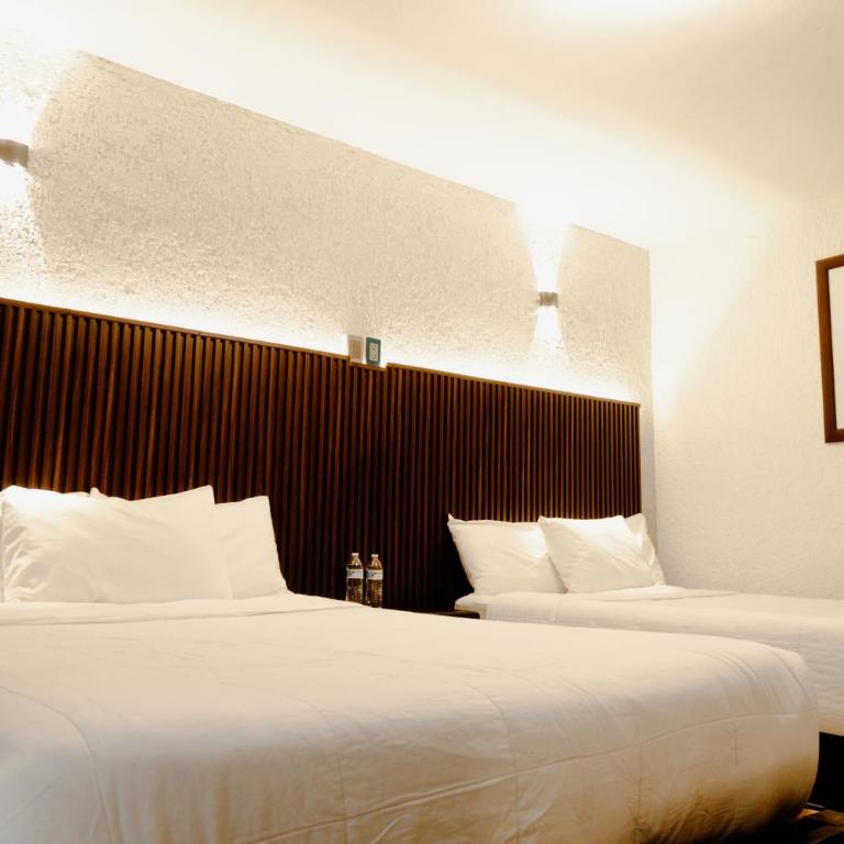 Hotel La Antigua Express - Standard Queen Room with Two Queen Beds - 14