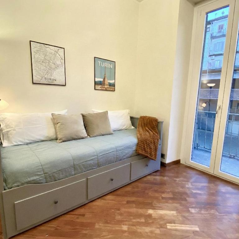 Casetta di Tommy Downtown Studio Metro and AC - Two-Bedroom Apartment - 1