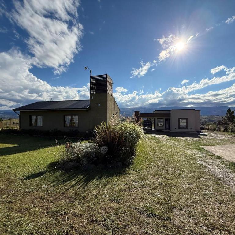El Tesoro de Yacanto - Two-Bedroom House - 10
