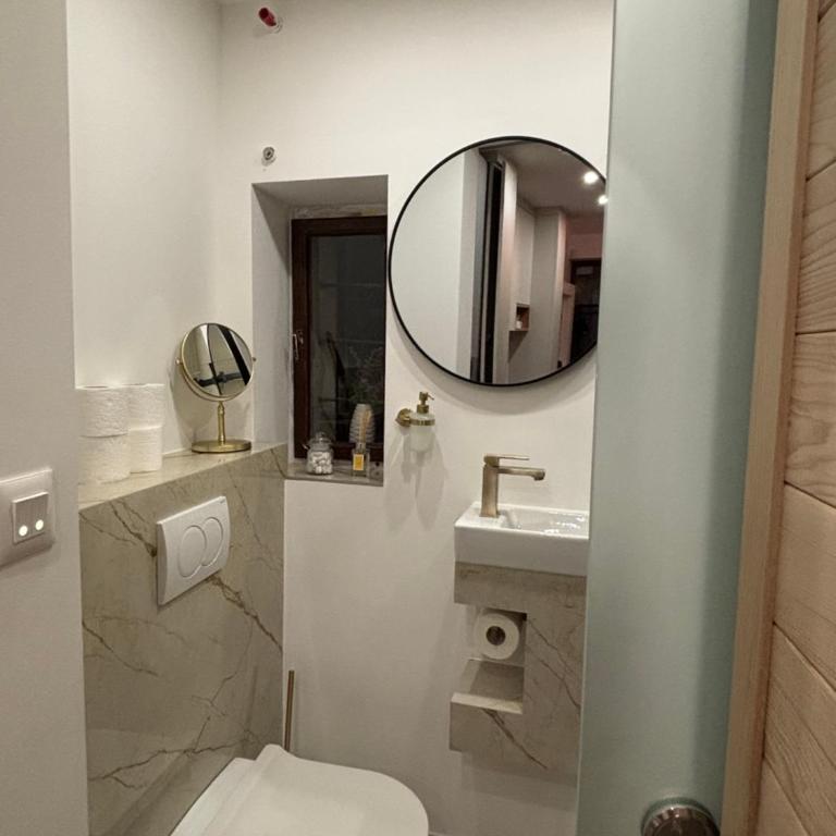 EPICENTAR Luxury Jacuzzi & Sauna Apartment in Baščaršija - Private Spa Experience - Apartman sa 1 Spavaćom Sobom - 10