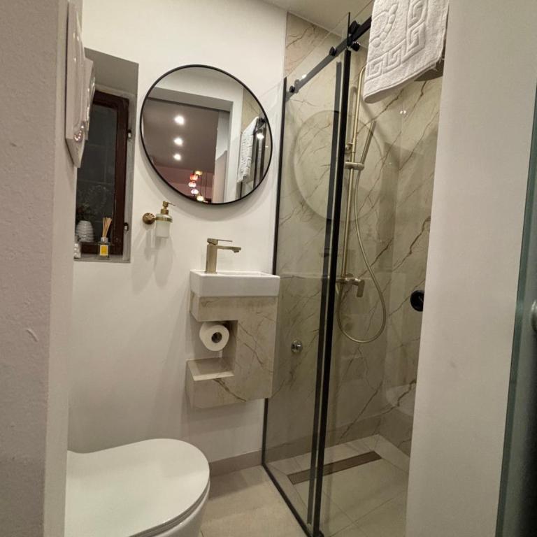 EPICENTAR Luxury Jacuzzi & Sauna Apartment in Baščaršija - Private Spa Experience - Apartman sa 1 Spavaćom Sobom - 9