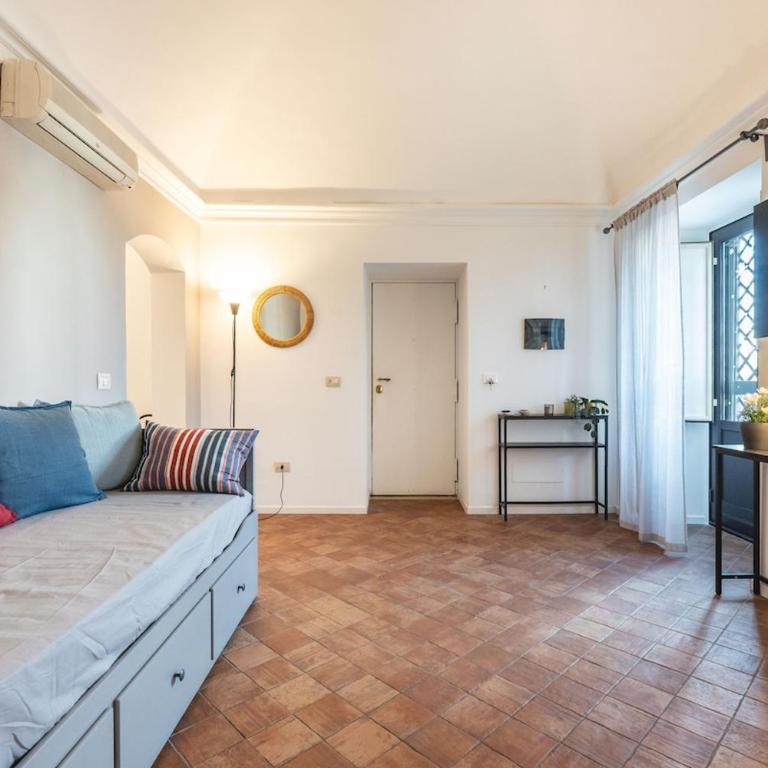 Zurria Home Apartment in the center with garden - One-Bedroom Apartment - 19