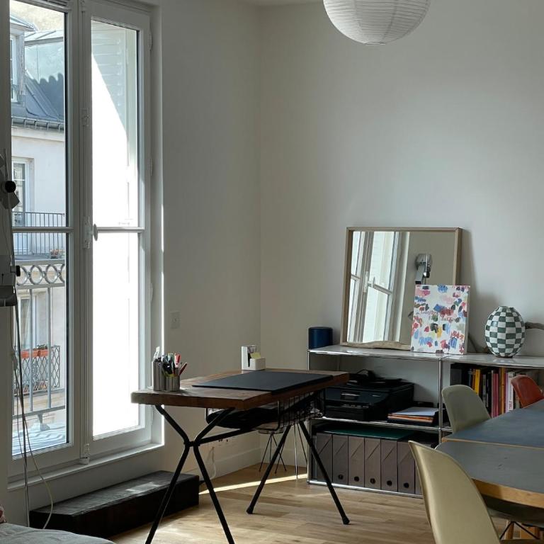 Parisian apartment with Balcony Canal St Martin - Apartamento de 2 dormitorios con balcón - 17