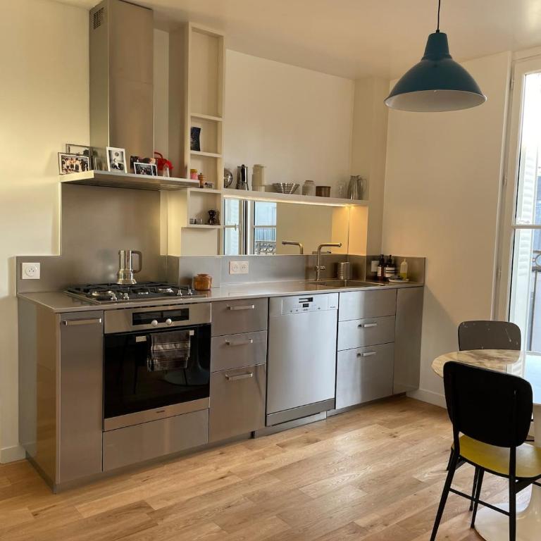 Parisian apartment with Balcony Canal St Martin - Apartamento de 2 dormitorios con balcón - 22