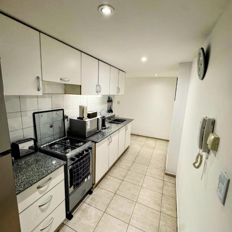 Depto. PREMIUM Barrio Norte - Three-Bedroom Apartment - 41