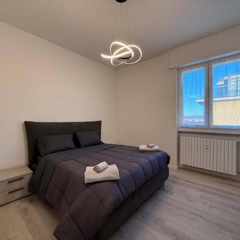 Modern & Chic, 3 Bedrooms, 2 Baths and Balcony - Appartamento Deluxe con 3 Camere da Letto - 5