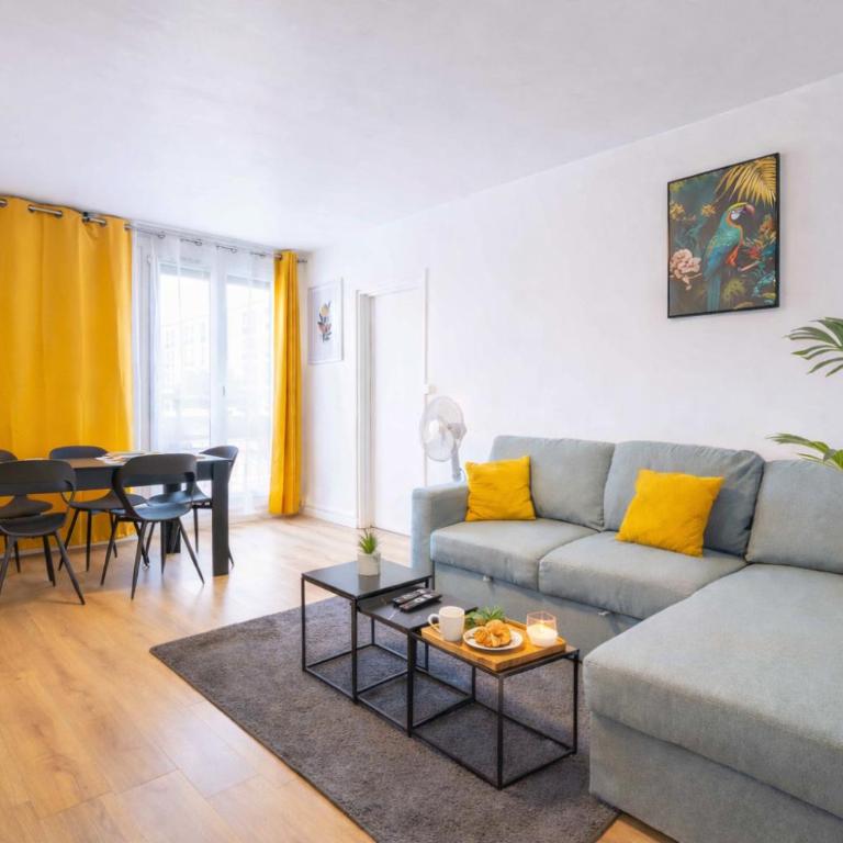 La Pause Franche - Familles et pros, parking, 2 sdb, 9 pers - Three-Bedroom Apartment - 13